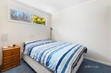 https://images.listonce.com.au/custom/160x/listings/3-carol-street-mornington-vic-3931/587/01629587_img_14.jpg?hbLOv1T5864