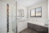 https://images.listonce.com.au/custom/160x/listings/3-carrum-street-alfredton-vic-3350/895/01721895_img_05.jpg?v-f3Q6154fo