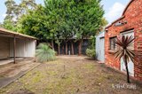 https://images.listonce.com.au/custom/160x/listings/3-centre-avenue-port-melbourne-vic-3207/958/01912958_img_10.jpg?R3D1APMGnb0