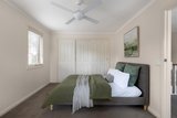 https://images.listonce.com.au/custom/160x/listings/3-cherelle-court-eltham-north-vic-3095/454/01909454_img_12.jpg?WAUbGdwiy4o
