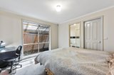 https://images.listonce.com.au/custom/160x/listings/3-chester-street-glen-waverley-vic-3150/221/01124221_img_07.jpg?E7m7I52Ni2Y