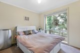 https://images.listonce.com.au/custom/160x/listings/3-chester-street-glen-waverley-vic-3150/221/01124221_img_09.jpg?XqLulEPWhII