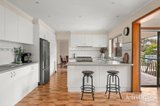https://images.listonce.com.au/custom/160x/listings/3-civic-drive-greensborough-vic-3088/498/01938498_img_02.jpg?r1WjbjP2xRc