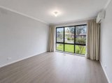 https://images.listonce.com.au/custom/160x/listings/3-clarke-crescent-wantirna-south-vic-3152/292/01970292_img_11.jpg?crtcFY1ObAM