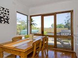 https://images.listonce.com.au/custom/160x/listings/3-craigie-road-newtown-vic-3220/071/01699071_img_05.jpg?3nH1A6DgPHY