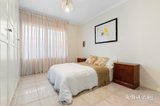 https://images.listonce.com.au/custom/160x/listings/3-curtis-avenue-mount-waverley-vic-3149/371/01931371_img_09.jpg?RqRMRQP9Szw