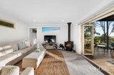 https://images.listonce.com.au/custom/160x/listings/3-darly-glen-greensborough-vic-3088/023/01989023_img_02.jpg?qY_ljcfApvE