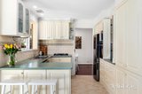 https://images.listonce.com.au/custom/160x/listings/3-darly-glen-greensborough-vic-3088/023/01989023_img_03.jpg?4SSzhgtOVdk