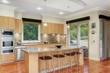 https://images.listonce.com.au/custom/160x/listings/3-delaneys-road-warranwood-vic-3134/158/00312158_img_04.jpg?iYx4hQvDGP8