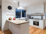 https://images.listonce.com.au/custom/160x/listings/3-diane-crescent-mooroolbark-vic-3138/572/01524572_img_06.jpg?GTu1-Av8mI0