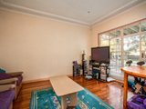 https://images.listonce.com.au/custom/160x/listings/3-dianella-court-west-footscray-vic-3012/795/01202795_img_03.jpg?SWatlIpBvwo