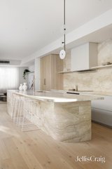 https://images.listonce.com.au/custom/160x/listings/3-durham-street-richmond-vic-3121/970/01978970_img_04.jpg?-WZ4WExlZhU