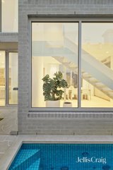 https://images.listonce.com.au/custom/160x/listings/3-durham-street-richmond-vic-3121/970/01978970_img_24.jpg?ciP4Ki-EvCc