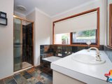 https://images.listonce.com.au/custom/160x/listings/3-dyson-court-mooroolbark-vic-3138/687/01524687_img_11.jpg?X1ASuarqI4I