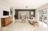 https://images.listonce.com.au/custom/160x/listings/3-eamont-close-chelsea-heights-vic-3196/958/01921958_img_02.jpg?mFB_Bb0vYpI