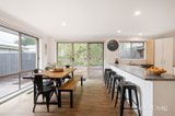https://images.listonce.com.au/custom/160x/listings/3-edenhope-street-kilsyth-vic-3137/303/01742303_img_08.jpg?4IXrc3PH4GM