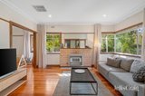 https://images.listonce.com.au/custom/160x/listings/3-edgoose-avenue-mont-albert-north-vic-3129/574/01899574_img_02.jpg?Y3oTJvXCpgI