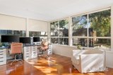 https://images.listonce.com.au/custom/160x/listings/3-edgoose-avenue-mont-albert-north-vic-3129/574/01899574_img_11.jpg?g2RHSpXE7aU