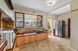 https://images.listonce.com.au/custom/160x/listings/3-edith-avenue-nunawading-vic-3131/385/01703385_img_06.jpg?_GmNfH0VSYE