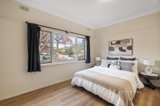 https://images.listonce.com.au/custom/160x/listings/3-edith-avenue-nunawading-vic-3131/385/01703385_img_07.jpg?eW_sP1bcBXo