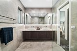 https://images.listonce.com.au/custom/160x/listings/3-edward-street-kew-vic-3101/256/01767256_img_16.jpg?kFC_E-beESI