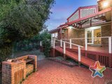 https://images.listonce.com.au/custom/160x/listings/3-elana-court-croydon-north-vic-3136/600/01525600_img_14.jpg?ruzcdUdWk30