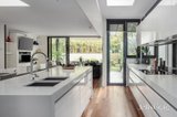 https://images.listonce.com.au/custom/160x/listings/3-elizabeth-street-malvern-vic-3144/529/01753529_img_04.jpg?U4IaSRDcmdA