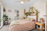 https://images.listonce.com.au/custom/160x/listings/3-ely-court-castlemaine-vic-3450/161/01939161_img_08.jpg?BnmcAExuEC0