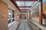 https://images.listonce.com.au/custom/160x/listings/3-erang-court-mooroolbark-vic-3138/905/01928905_img_12.jpg?fr_nEqG8qoY