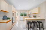 https://images.listonce.com.au/custom/160x/listings/3-esk-court-forest-hill-vic-3131/788/01242788_img_04.jpg?AEyxmzA-aIY