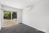 https://images.listonce.com.au/custom/160x/listings/3-everest-court-burwood-vic-3125/478/01863478_img_06.jpg?69qeWB3c49U