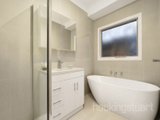 https://images.listonce.com.au/custom/160x/listings/3-evergreen-avenue-balwyn-vic-3103/798/01683798_img_08.jpg?VUhMgBNz7ig