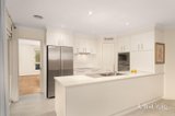 https://images.listonce.com.au/custom/160x/listings/3-faversham-avenue-lake-gardens-vic-3355/848/01839848_img_04.jpg?5KolD_1BhcQ