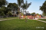 https://images.listonce.com.au/custom/160x/listings/3-fiona-court-ringwood-vic-3134/426/01928426_img_16.jpg?0OfWoXEL0X0