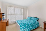 https://images.listonce.com.au/custom/160x/listings/3-flinders-avenue-lara-vic-3212/596/00929596_img_08.jpg?VcatlwJiILo