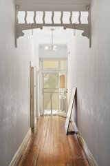 https://images.listonce.com.au/custom/160x/listings/3-fraser-street-richmond-vic-3121/962/00767962_img_04.jpg?XY71fGNeyQQ