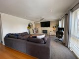 https://images.listonce.com.au/custom/160x/listings/3-fuchsia-court-newcomb-vic-3219/940/01841940_img_03.jpg?B-leqfxhPlk