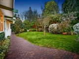 https://images.listonce.com.au/custom/160x/listings/3-georgian-court-balwyn-vic-3103/694/01683694_img_09.jpg?O0MQvZGvbaE