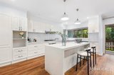 https://images.listonce.com.au/custom/160x/listings/3-gillian-road-mount-waverley-vic-3149/993/01922993_img_03.jpg?Z6ZrEdlOCww