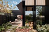 https://images.listonce.com.au/custom/160x/listings/3-glanfield-street-northcote-vic-3070/256/01981256_img_09.jpg?7IsADBhMNro