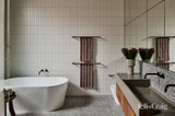 https://images.listonce.com.au/custom/160x/listings/3-glanfield-street-northcote-vic-3070/256/01981256_img_19.jpg?7vb-woupyGs