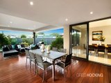 https://images.listonce.com.au/custom/160x/listings/3-gloucester-court-seaholme-vic-3018/136/01203136_img_02.jpg?HIioXDT7QFE