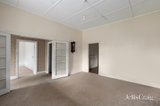 https://images.listonce.com.au/custom/160x/listings/3-gordon-grove-preston-vic-3072/224/01835224_img_09.jpg?D46p2gZDmHk