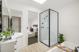 https://images.listonce.com.au/custom/160x/listings/3-gordon-street-malvern-east-vic-3145/989/01752989_img_08.jpg?uJxqxITVf60