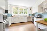 https://images.listonce.com.au/custom/160x/listings/3-grace-court-mont-albert-vic-3127/821/01684821_img_05.jpg?WMLpW9Fuoms