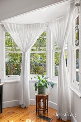 https://images.listonce.com.au/custom/160x/listings/3-graham-street-pascoe-vale-south-vic-3044/309/01990309_img_18.jpg?js1e2s_sS4s