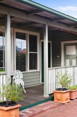 https://images.listonce.com.au/custom/160x/listings/3-graham-street-pascoe-vale-south-vic-3044/601/00837601_img_13.jpg?NPiMBv7DTNw