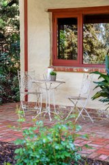 https://images.listonce.com.au/custom/160x/listings/3-grey-street-eltham-vic-3095/874/01116874_img_12.jpg?hoBQgVPzOXk