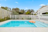 https://images.listonce.com.au/custom/160x/listings/3-hackworth-road-rye-vic-3941/302/01538302_img_14.jpg?_5fLTNG7uUs