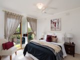 https://images.listonce.com.au/custom/160x/listings/3-handscombe-court-croydon-hills-vic-3136/117/01524117_img_10.jpg?HNn1hKzq9FY